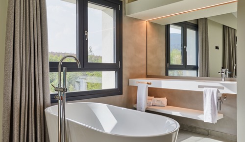 Suite junior, bañera de hidromasaje (Sierra Nevada)