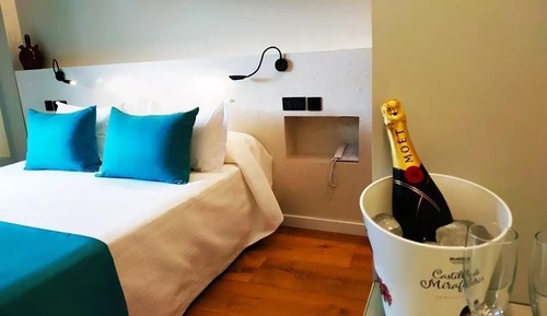 Habitación cuádruple junior adaptada para personas con movilidad reducida