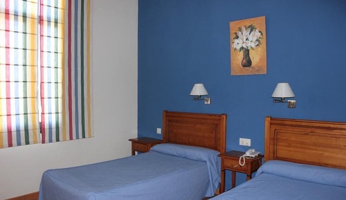 Habitación estándar con 2 camas individuales