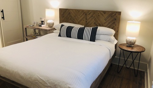 Farmstead Round Top - Room 5