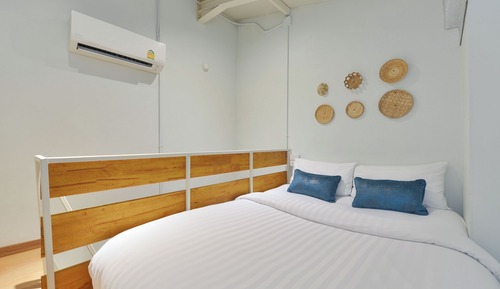 Estudio básico, 1 cama de matrimonio, no fumadores