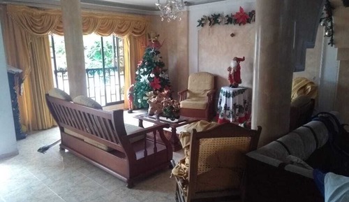 Casa familiar, 5 habitaciones