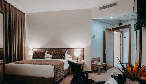 Habitación estándar con 1 cama doble o 2 individuales