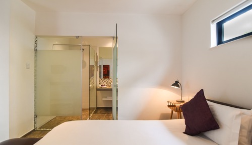 Suite (Patio)