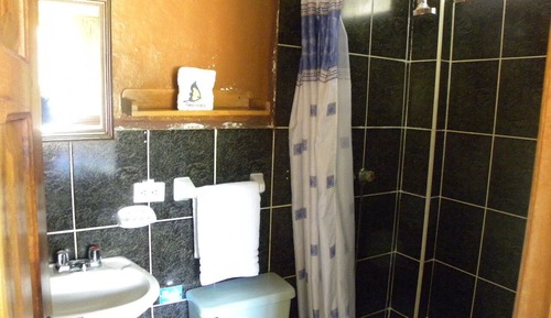 Habitación cuádruple básica, baño privado, vistas a la ciudad