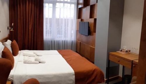 Habitación estándar con 1 cama doble o 2 individuales