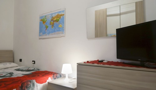 Habitación Confort con 1 cama doble o 2 individuales