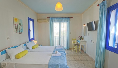 Seaside View Room
