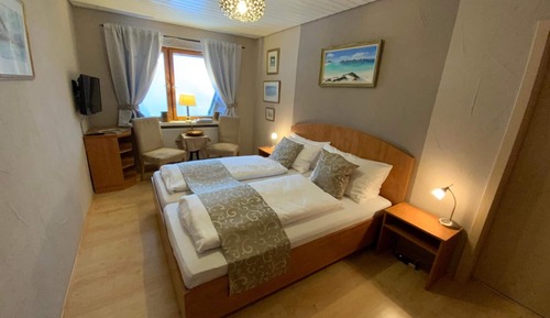 Habitación estándar doble, no fumadores, junto a la montaña