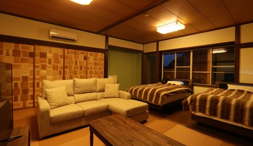 Habitación (JPN/Western, Open-Air Bath, 30 sqm)