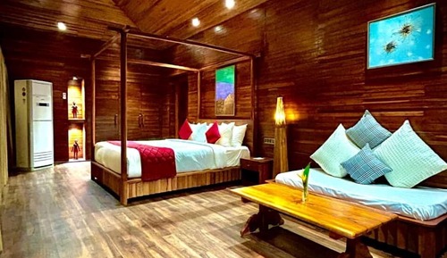 De Belle Villa with Private pool