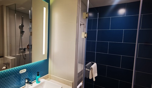 Habitación estándar, 1 cama de matrimonio grande, accesible para personas con discapacidad