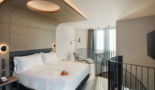Suite (Duplex)