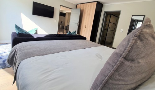 Suite presidencial, 2 habitaciones, bañera de hidromasaje, vistas al patio
