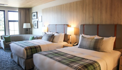 Forster Superior Queen Queen Room