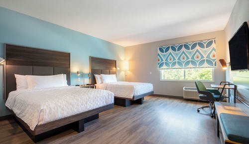 Habitación, 2 camas de matrimonio, accesible para personas con discapacidad (Mobility & Hearing)