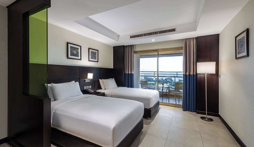 Twin Junior Suite with Sea View