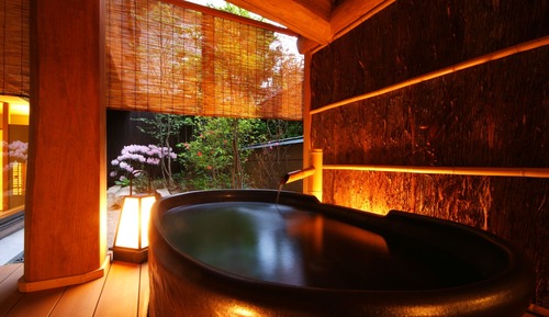 Habitación tradicional (Outside Bathtub / Superior)