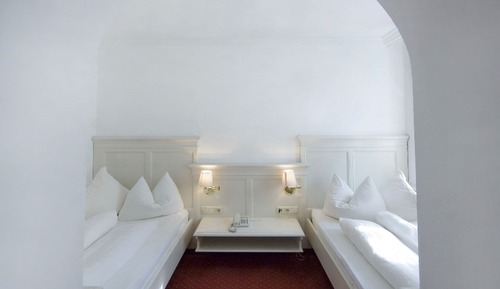 Habitación estándar con 1 cama doble o 2 individuales