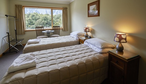 Habitación estándar, no fumadores (Upstairs King or Twin Front Facing)