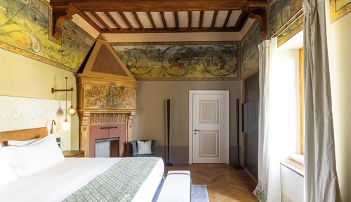 Suite Signature