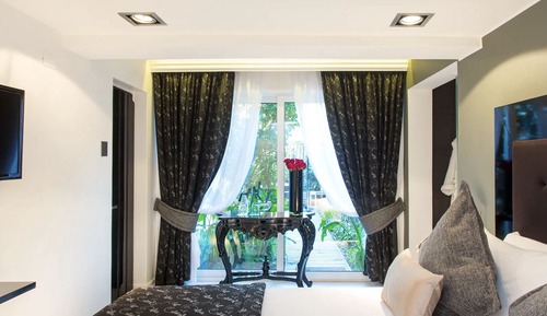 Habitación estándar, 1 cama de matrimonio grande, vistas al jardín
