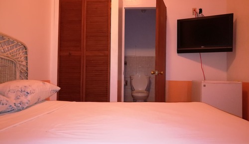 Standard Double Room with no window