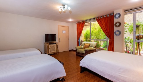 Habitación con 1 cama doble o 2 individuales, accesible para personas con discapacidad