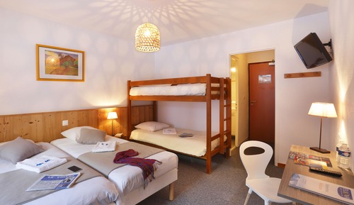 Habitación cuádruple básica