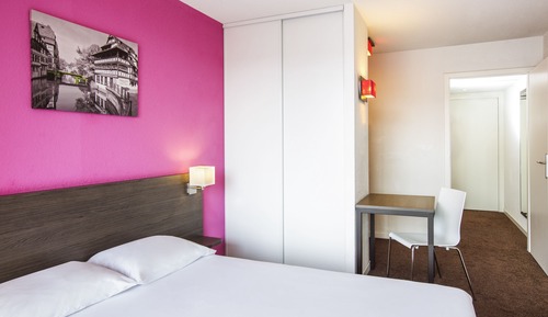 Estudio superior, 1 cama doble, balcón