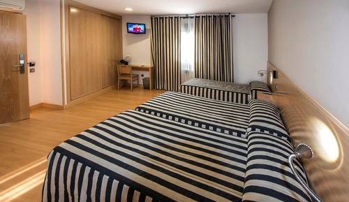 Habitación triple estándar