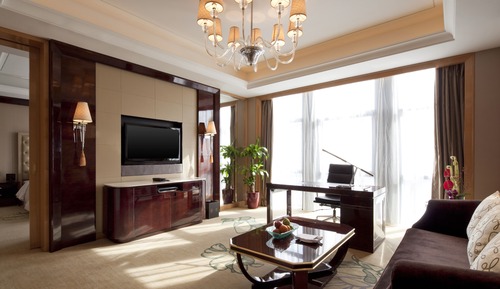 Suite Deluxe, 1 cama de matrimonio grande, vistas a la ciudad