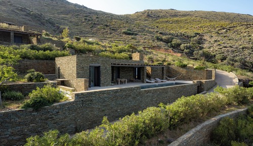 Sunrise Hillside House with private pool and Sea view