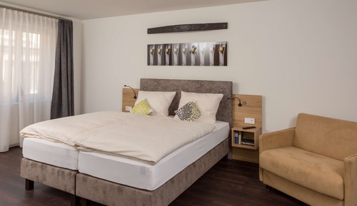 Apartamento clásico, en edificio anexo