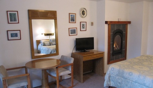 Cabaña, chimenea (Jetted Tub & Deck)