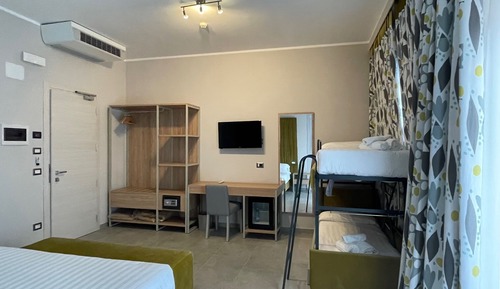 Habitación cuádruple Confort