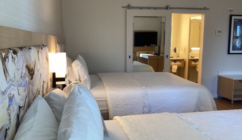 2 Queen Beds Studio Suite, Non-smoking