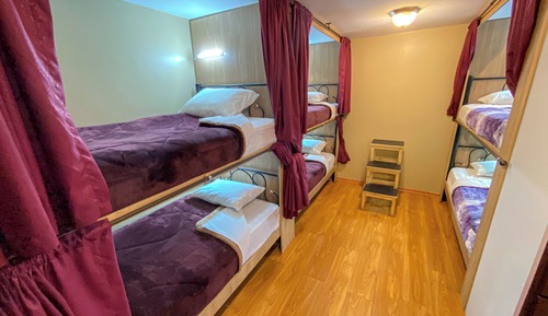 Dormitorio compartido económico