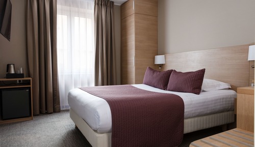 Habitación básica, 1 cama de matrimonio