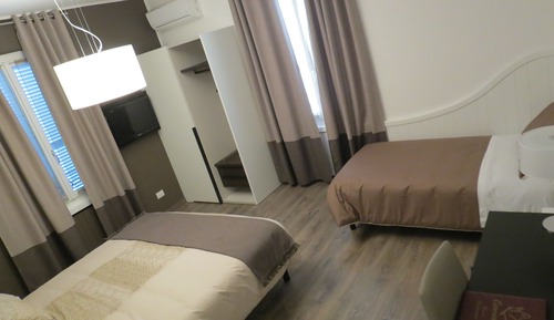 Habitación triple básica