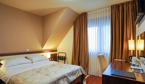 Habitación económica doble, 1 cama doble
