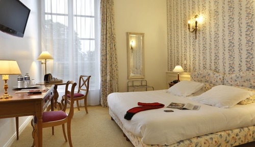 Habitación (Privilege Twin Room or King Size)