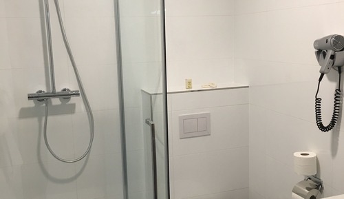 Habitación con 2 camas individuales