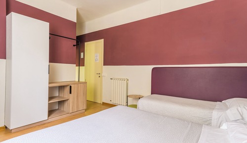 Habitación triple económica