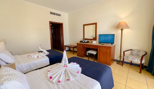 Habitación superior, vistas al jardín
