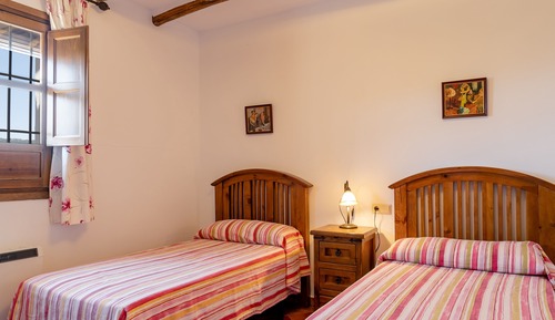 Suite clásica, 2 habitaciones, no fumadores, en la zona del patio