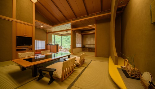 Suite de estilo japonés