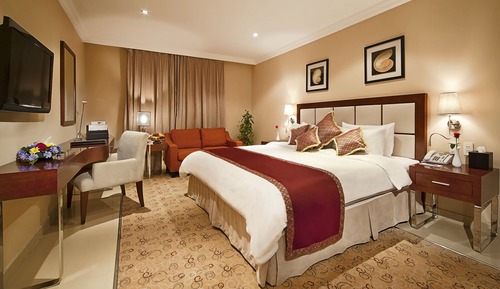 Suite (Coral)