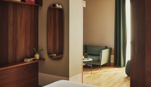 Suite, vistas parciales al lago (Corner)