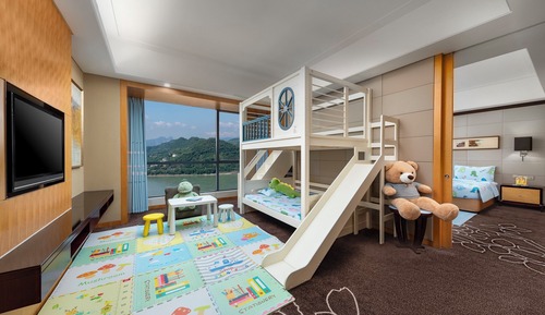 Suite familiar, 2 habitaciones (180 Degree Yangtze River View)
